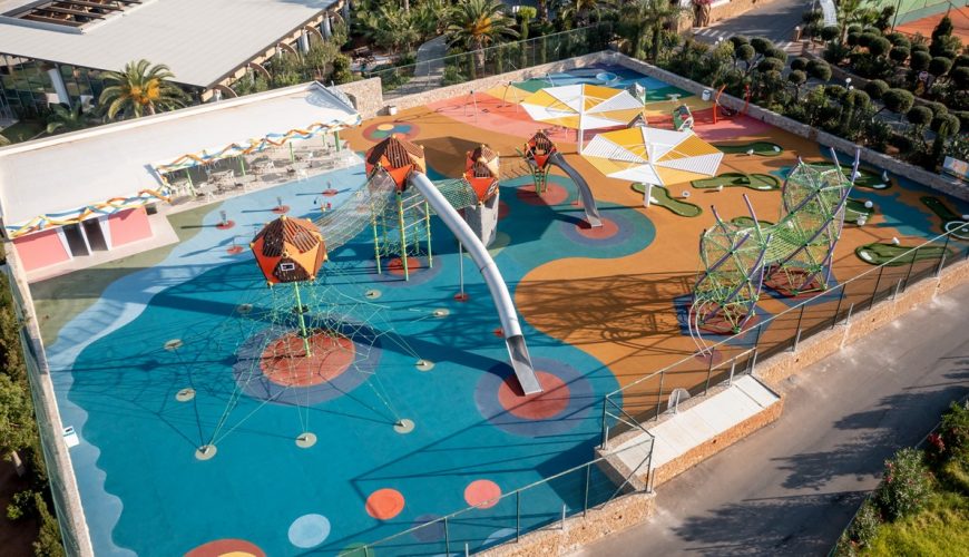 a beautiful image of Lyttos Beach