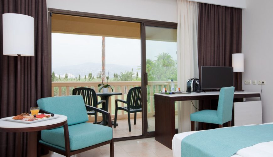 a beautiful image of the Playa Granada resort in Andalusia.