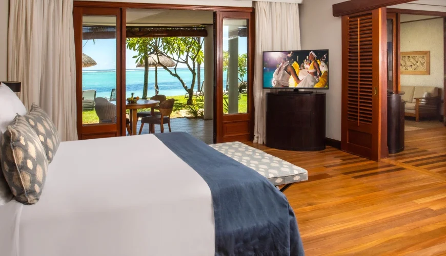 Senior Suite Beachfront Beachcomber Paradis Mauritius