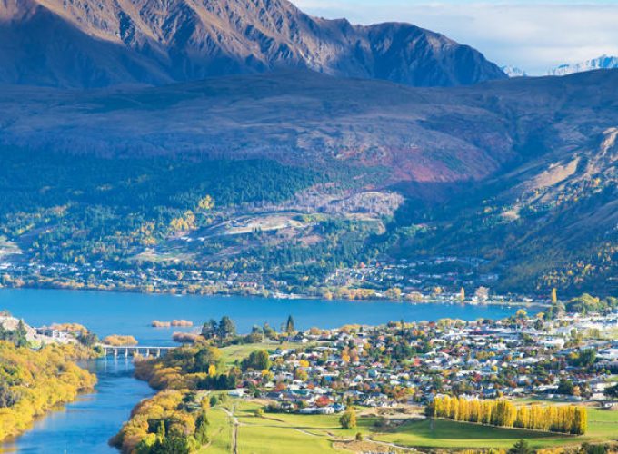 New Zealand Group Tour North South