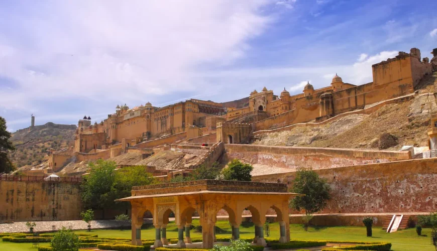 India Roundtrip