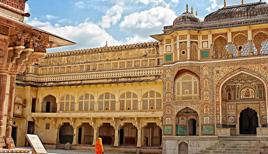 India Roundtrip