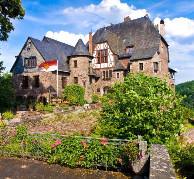 Burg Arras