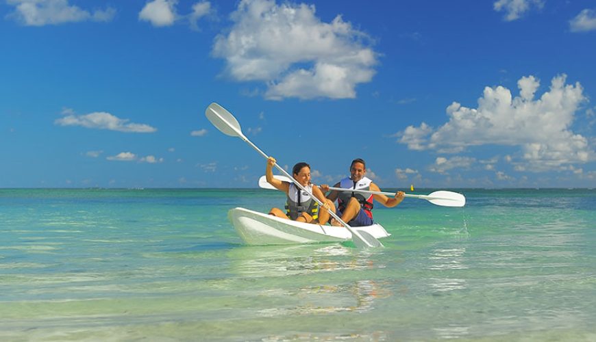 Trou aux Biches Mauritius canoe