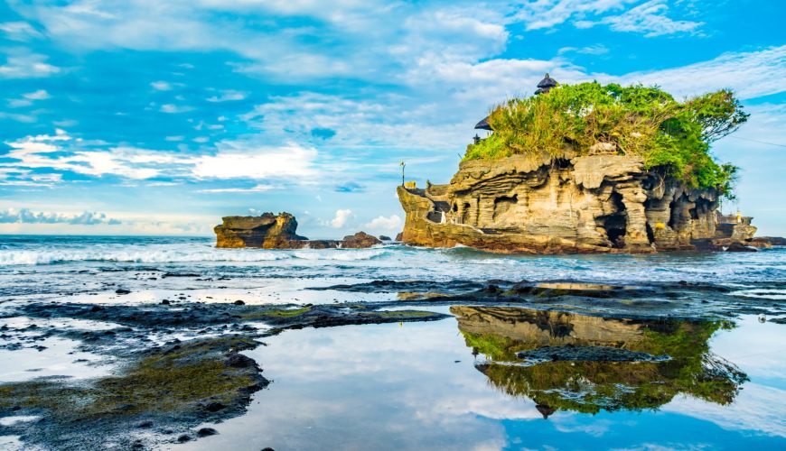 Bali Round Trip Tanah Lot Temple