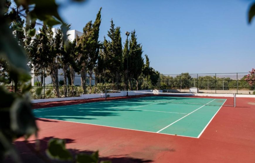 Aliathon Resort