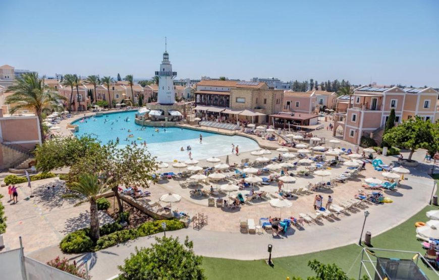 Aliathon Resort